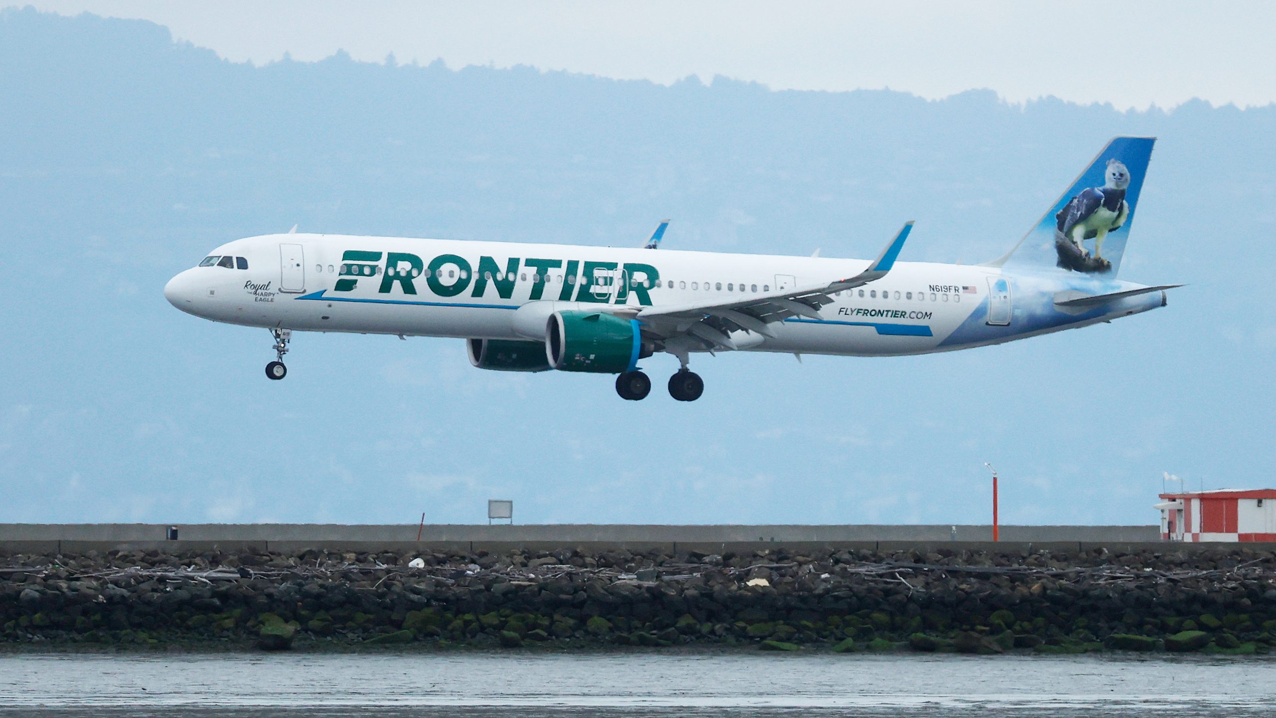 Frontier Airlines posts surprise profit after prices increase, rivals pull back — Great Neck Community news