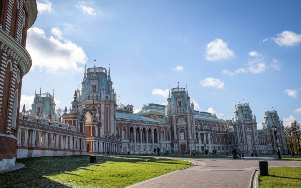 US Embassy warns of credible 'mass casualty' threat at popular Moscow tourist attraction — Great Neck Arts news